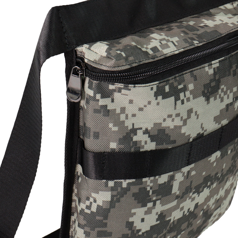 Metal Detector Camo Bag Finds Pouch with 42" Waist Belt for Metal Detecting