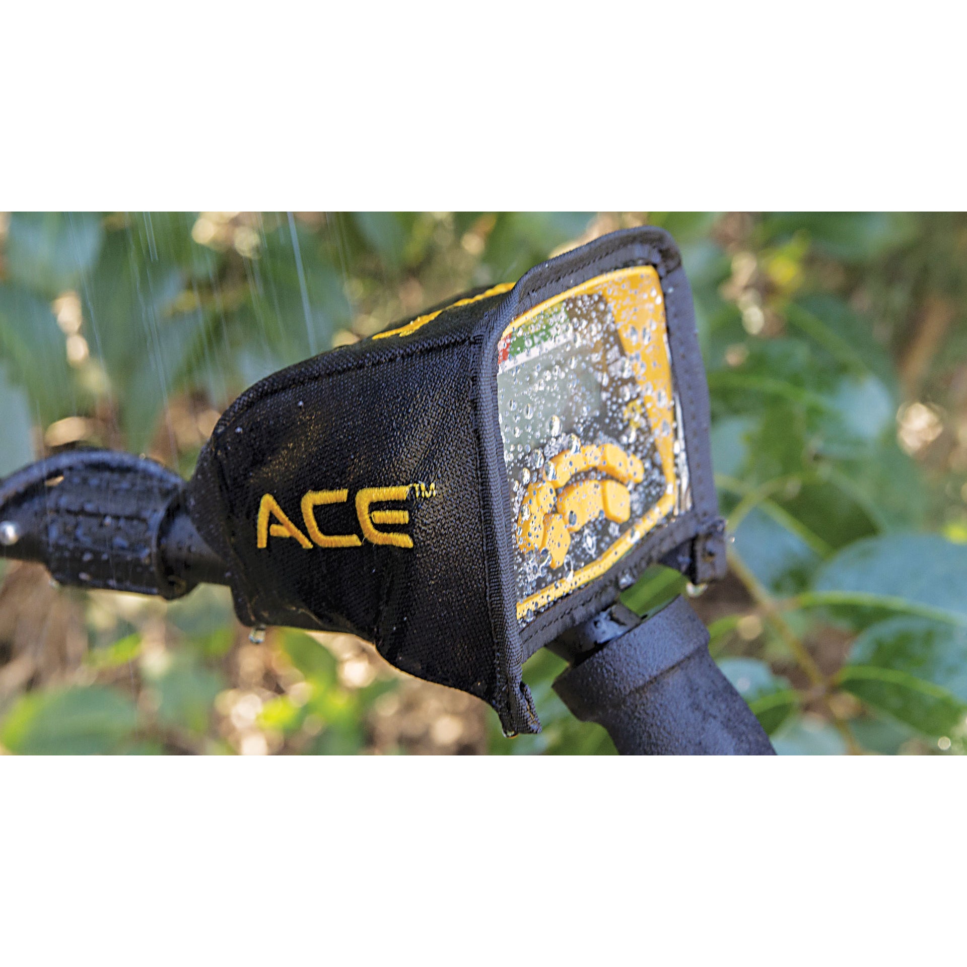 Garrett ACE 400 Metal Detector w/ DD Waterproof Coil, Edge Digger & Sand Scoop