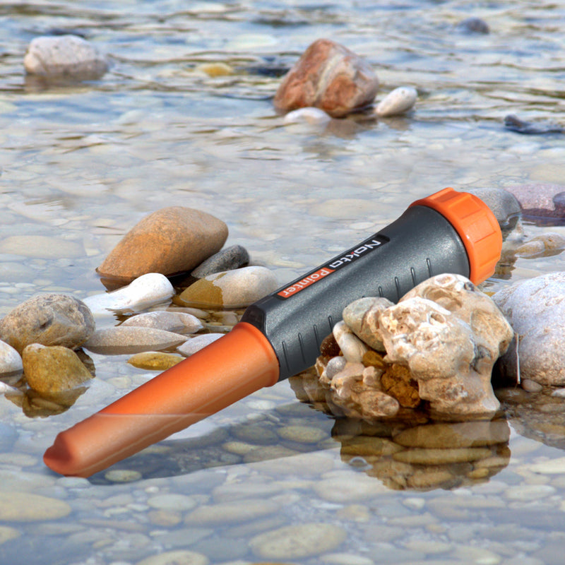 Nokta Pointer Waterproof Pinpointer Metal Detector with Holster &amp; Cover