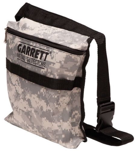 Garrett Edge Metal Detector Digger, Camo Finds Pouch and ClearSound Headphones